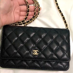 Chanel wallet on chain